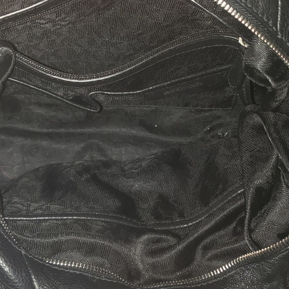 Michael Kors black hobo handbag - Picture 3 of 5